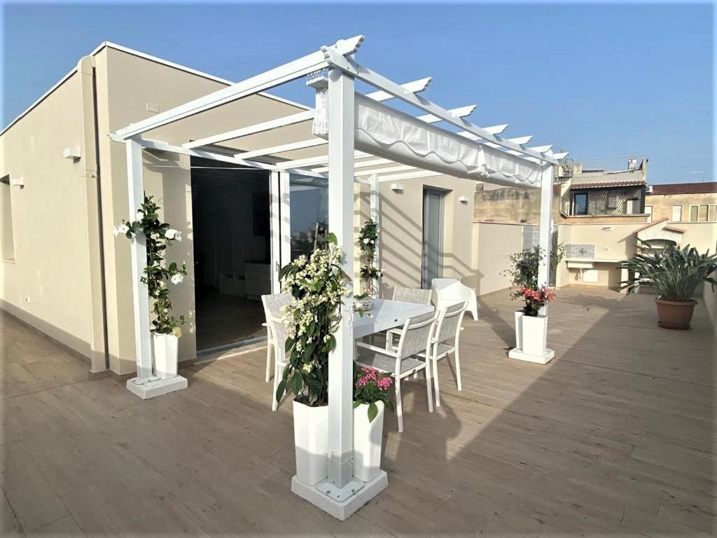 Rossini Penthouse Apartment Cagliari Exterior photo